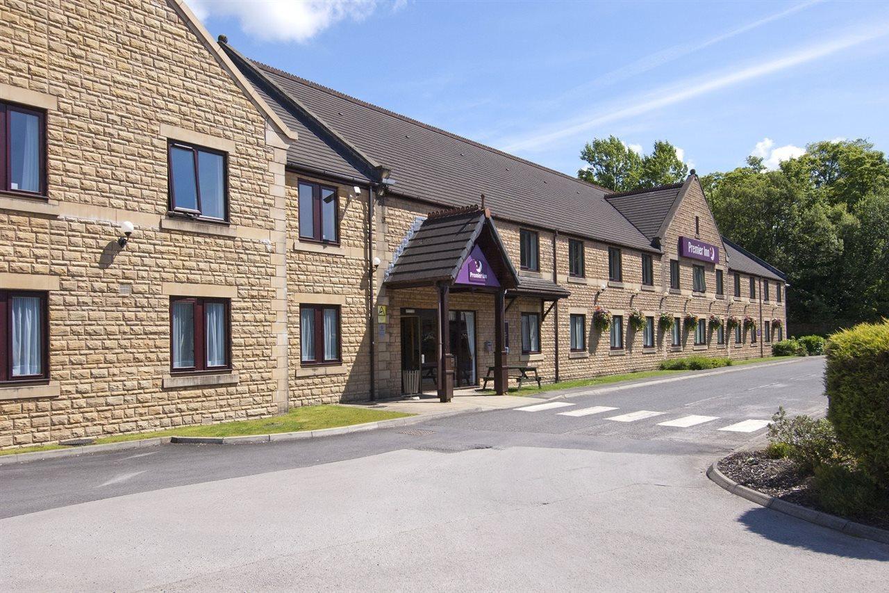 Premier Inn バーンリー エクステリア 写真